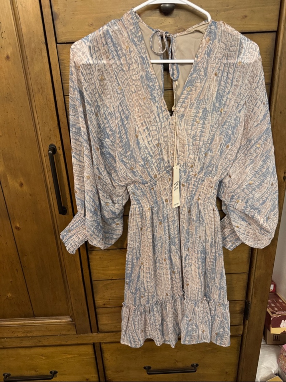 NWT Lovestitch Light Blue & Cream Printed V-Neck Tiered Mini Dress